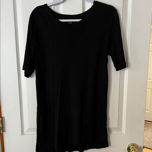 J. Jill Classic Black Short Sleeve Tee